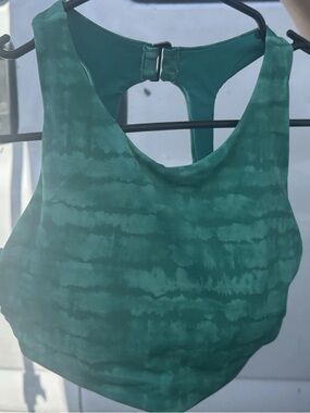 Athleta 34D/DD Green Tie-Dye Racerback Women's top
